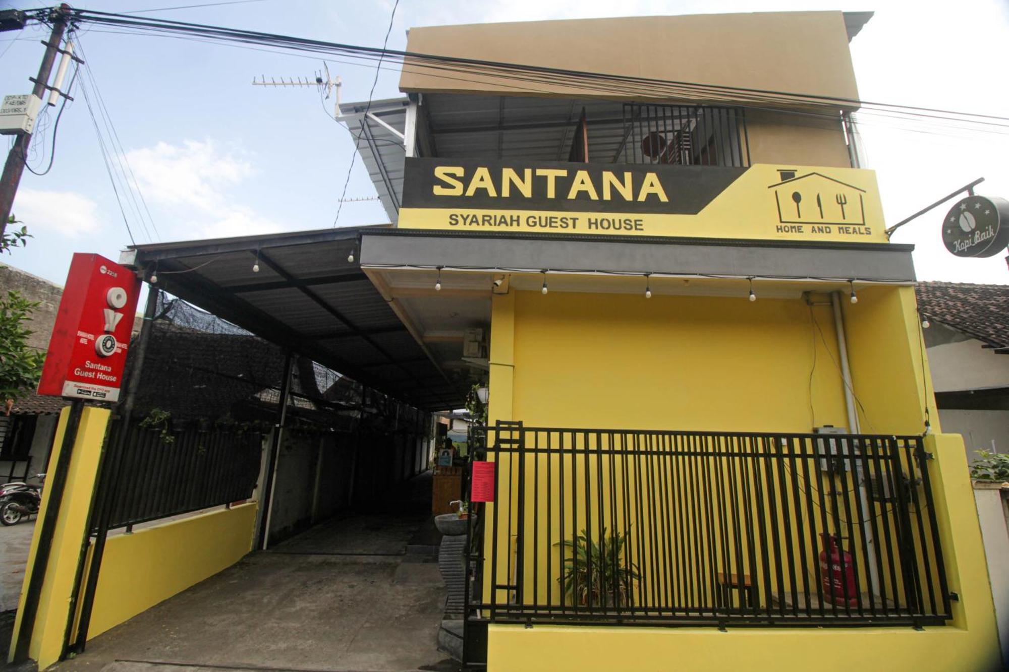 Super Oyo Capital O 2258 Santana Syariah Guest House Kartosuro Экстерьер фото